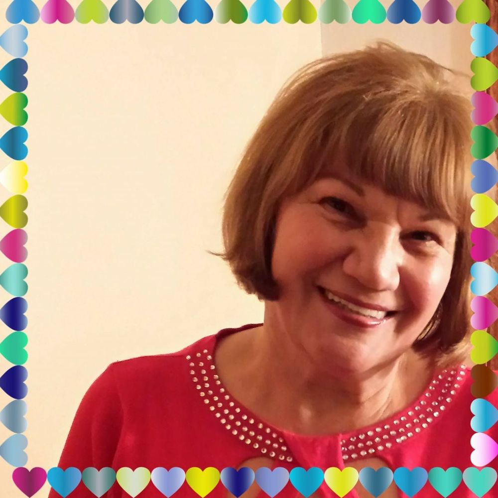 Meet your Posher, Elena